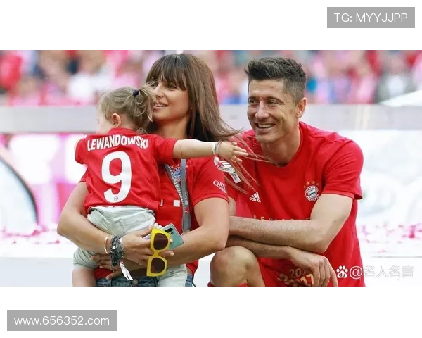 莱万坚持计划 计划4月底后做决定